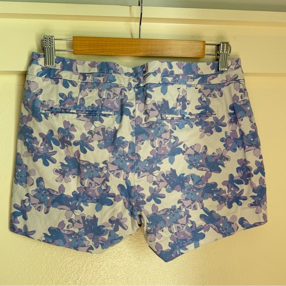 Banana Republic 4 Blue Floral Hampton Chino Shorts - Picture 6 of 13